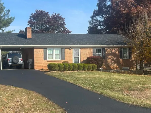 327 Dixie Airport Rd, Madison Heights, VA 24572