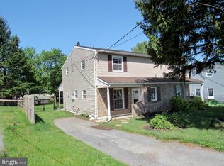 150 Lefever Rd, Mount Joy, PA 17552