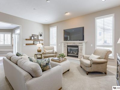 627 S 197th St, Elkhorn, NE, 68022