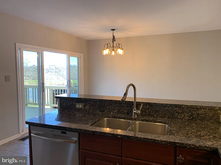 3384 Governors Crest Ct — Photo 16