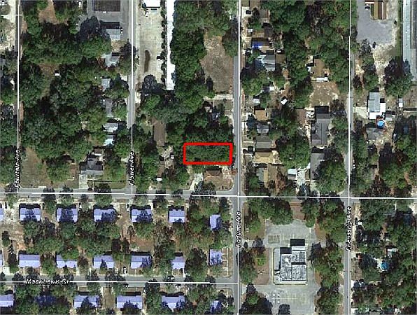 1st image of W 10th St