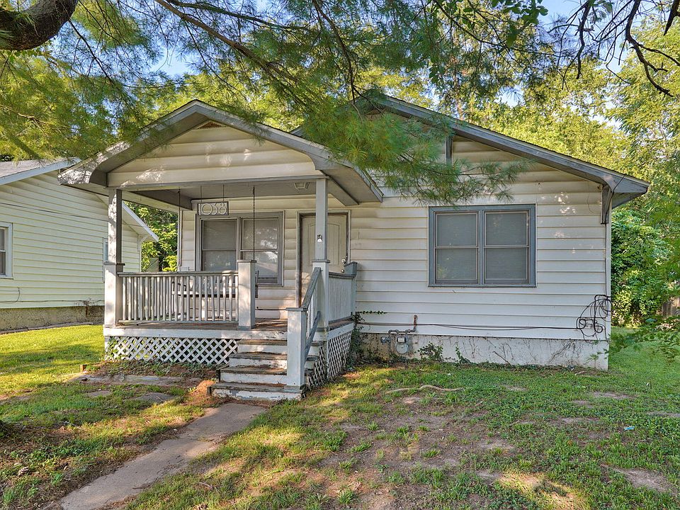 1st image of 1038 S Stewart Avenue