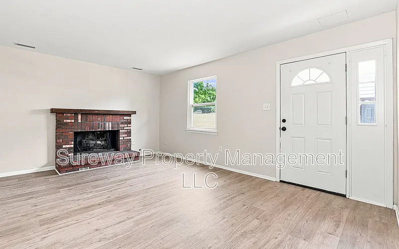 106 Willow Turn — Photo 3