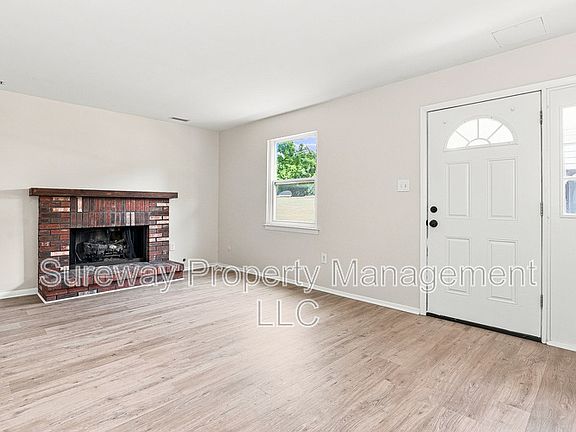 3rd image of 106 Willow Turn #A