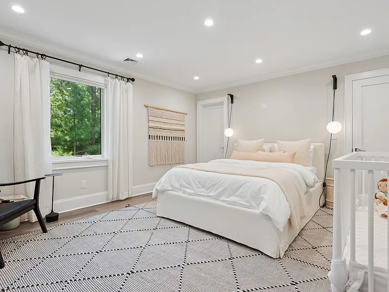 15 Wood Lot Ln — Photo 9