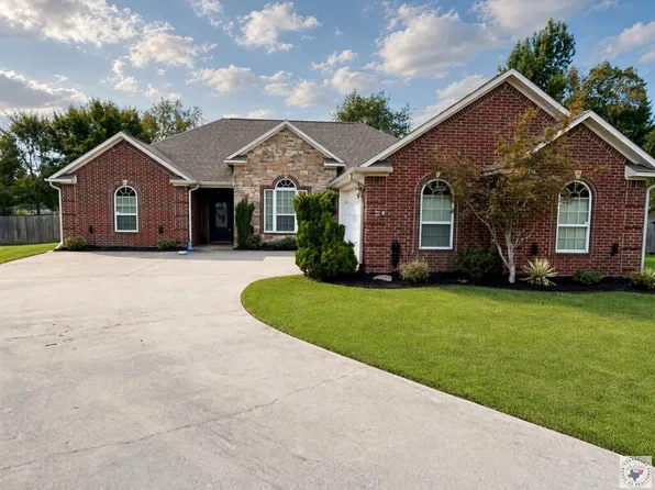 12 Bridlewood Dr, Texarkana, TX 75503