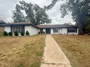 3820 Darrell Ln, Tyler, TX 75701