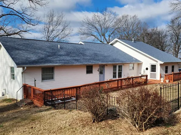 185 Westmoreland Dr, Bull Shoals, AR 72619