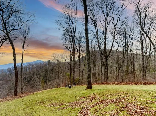 494 Moon Mountain Road, Highlands, NC 28741