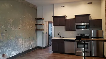1533 Pleasant Street — Photo 1