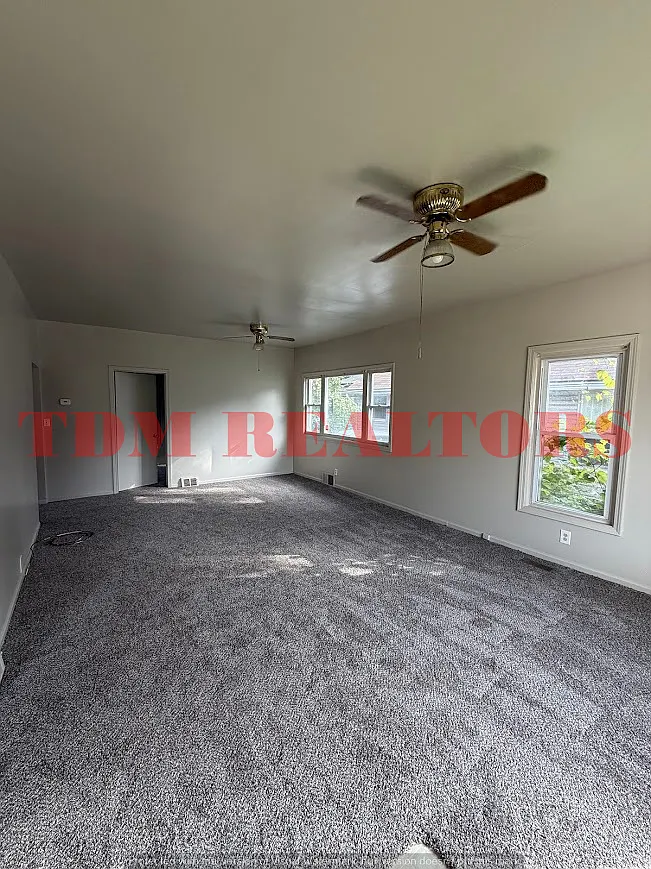 2 bed, 899 sqft, $800 — Photo 2