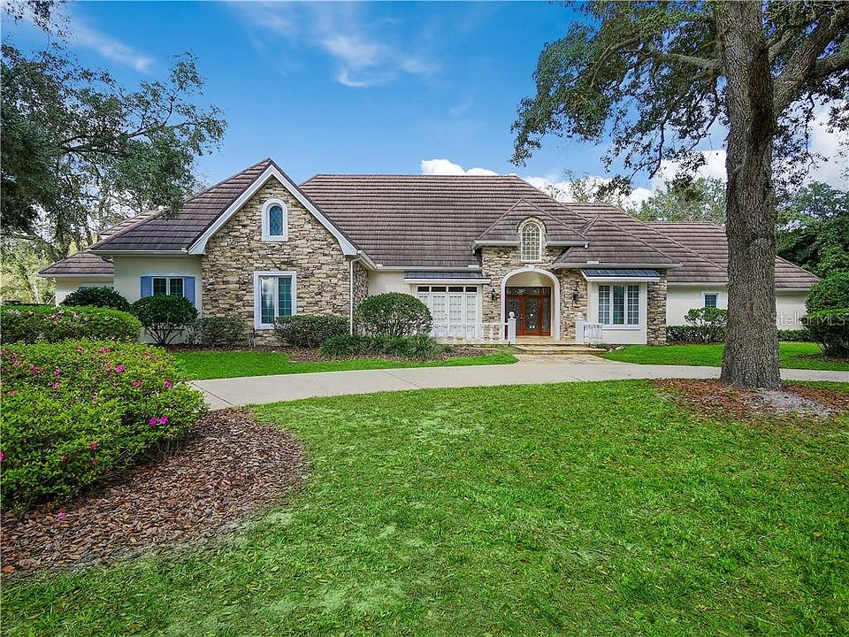 1st image of 120 Vista Oak Dr