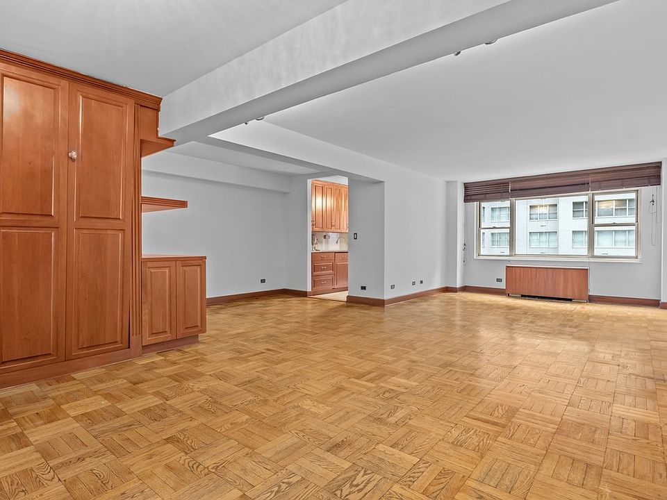 1st image of 100 W 57th St APT 6G