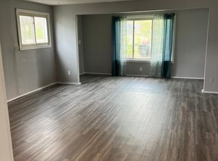 2637 Caledonia Ct, Westland, MI 48186