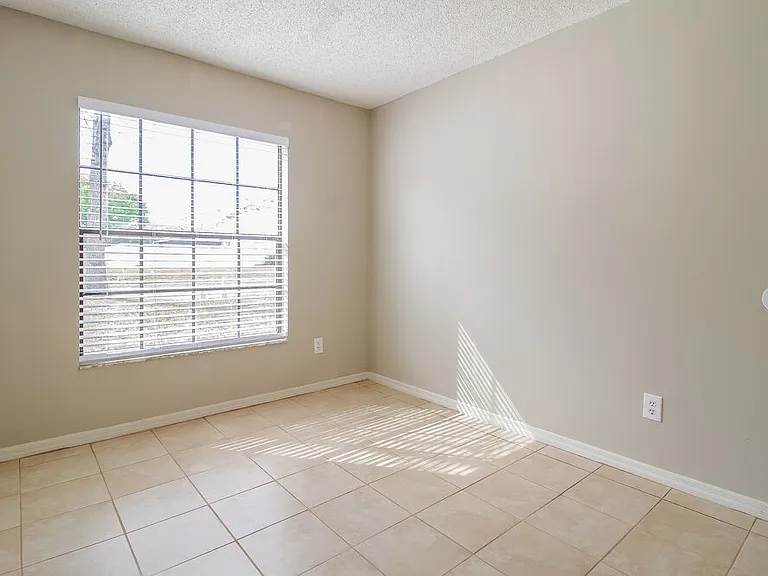 9619 Bandelier Dr — Photo 6