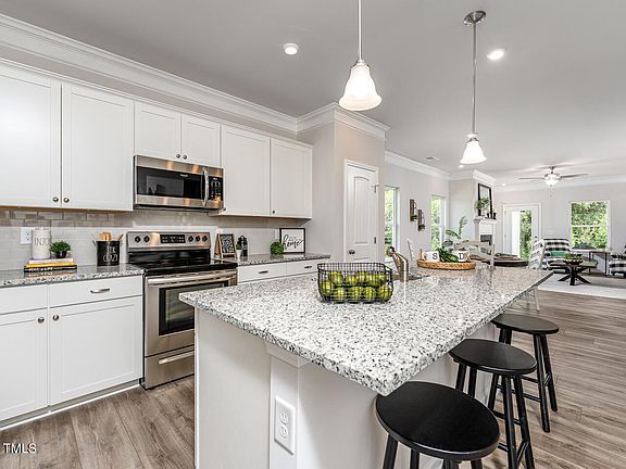 STOCK PHOTO KITCHEN PIEDMONT