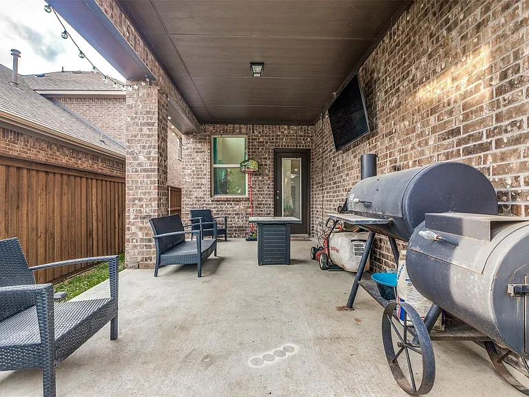 2416 Evening Stone Dr — Photo 24