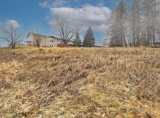 1908 River Dr, West Bend, WI