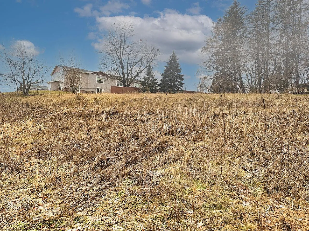 1908 RIVER DRIVE photo 1
