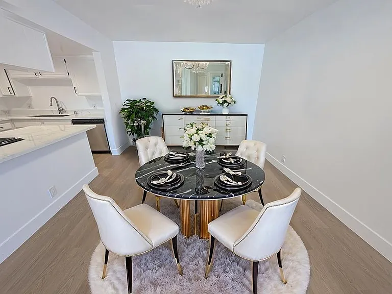 4454 Coldwater Canyon Ave #301 — Photo 7