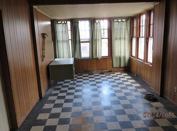 4th image of 45 N Greenwood St