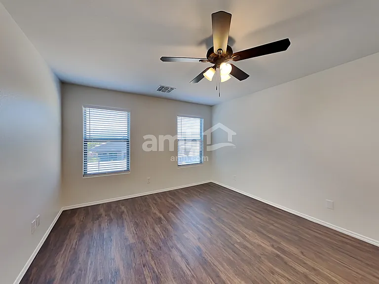 17238 W Maui Ln — Photo 12