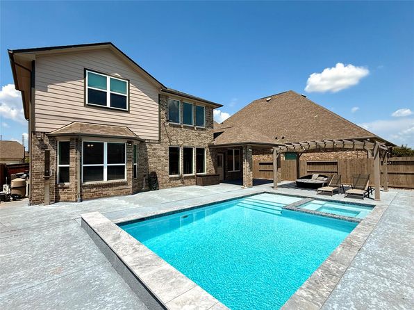 24331 Bludana Ln