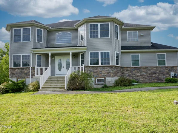 217 Courtney Dr, East Stroudsburg, PA 18302