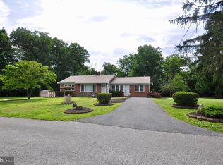 11 Pleasant Hill Ln, Owings Mills, MD 21117