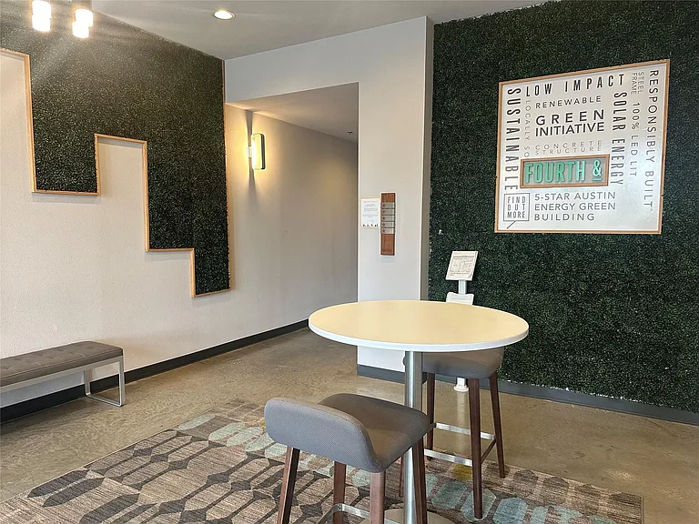 1800 E 4th St #321 — Photo 13