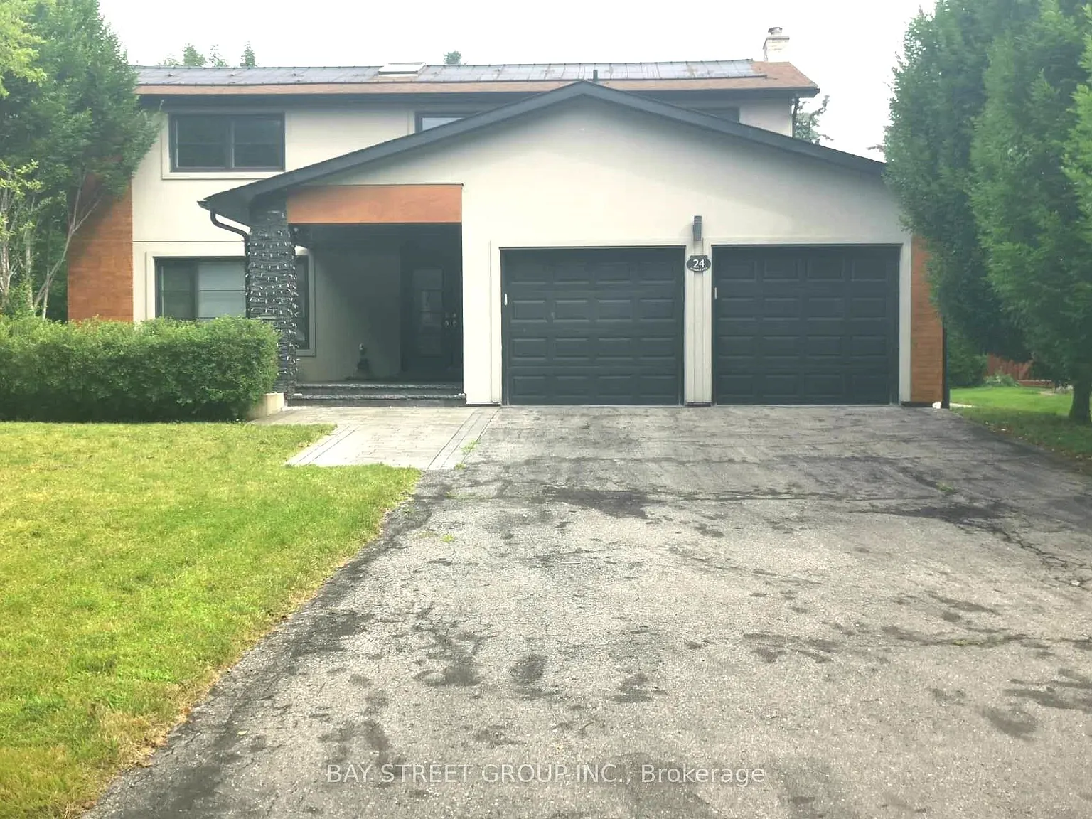5 bed, $5,000 — Photo 1