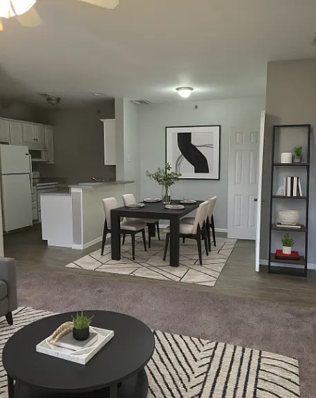 Owens Lake Commons Apartments & Townhomes — Photo 34