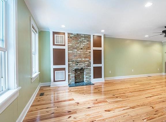 5th image of 816 Jessamine St