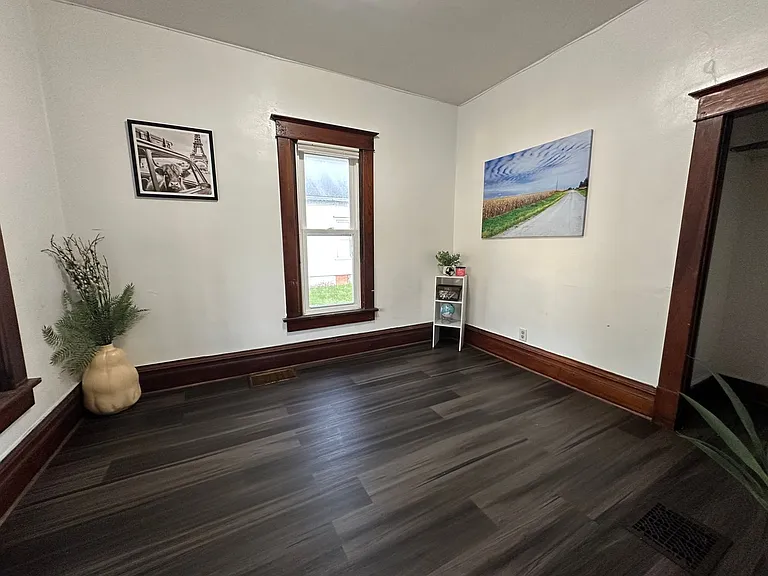 1027 Lincoln St — Photo 21