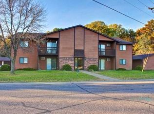 716 Dutchman Dr APT 1, Chippewa Falls, WI 54729