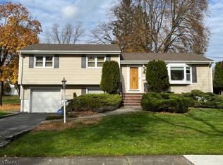 35 Lawrence Rd, Wayne, NJ 07470