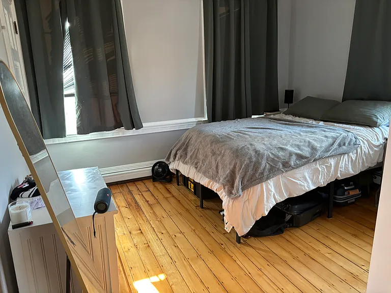 443 Hope St — Photo 5
