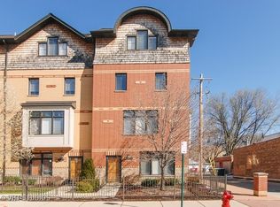 1016 Madison St, Oak Park, IL 60302