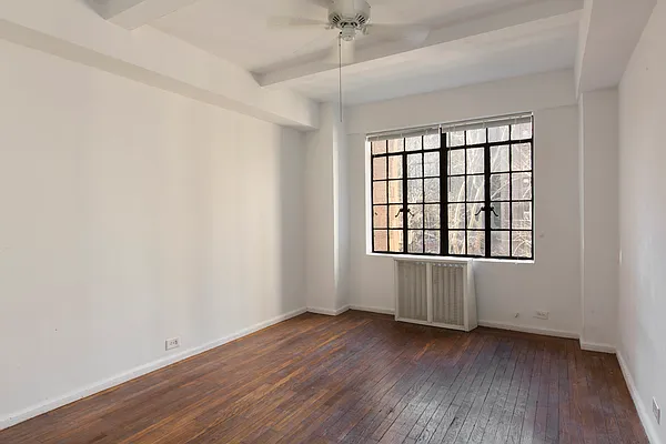 Sold by Renetta Real Estate | media 18