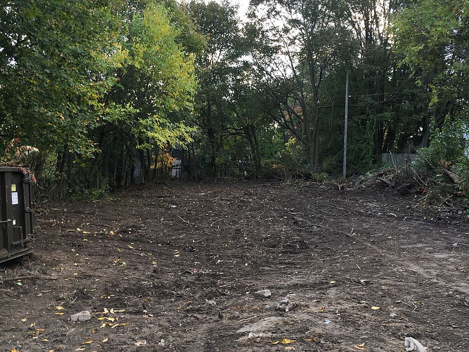 1st image of 55 Brewster St