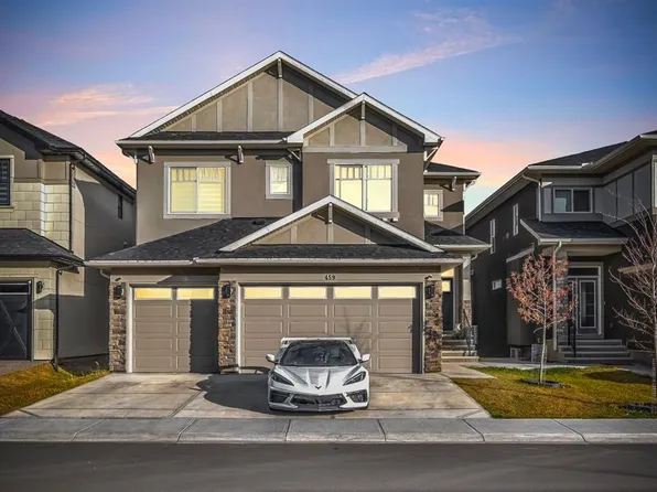 459 W Savanna Way NE, Calgary, AB T3J 2H3