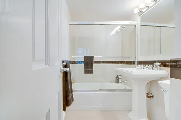 Sold by Keller Williams NYC | media 5