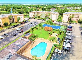 8101 SW 24th Ct, Fort Lauderdale, FL 33324