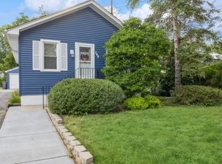 344 Sexauer Ave, Elgin, IL 60123