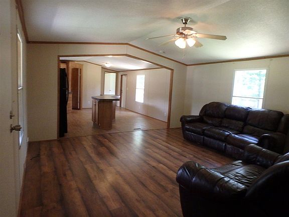 3rd image of 110 N Mission Dr