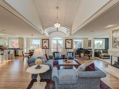 421 Summit Ave APT 3, Saint Paul, MN, 55102