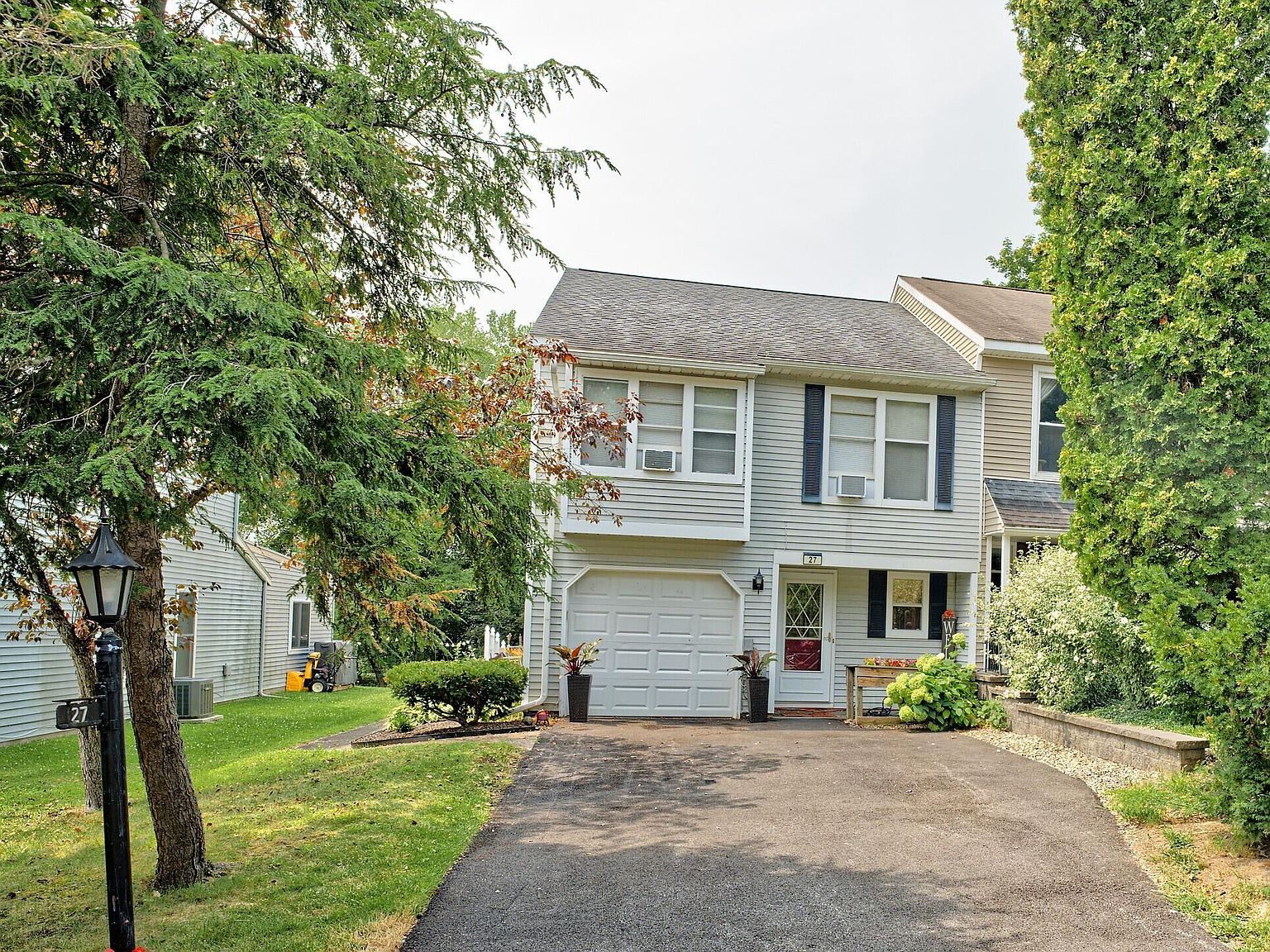 27 Carriage Road, Clifton Park, NY 12065 | Zillow