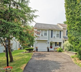 27 Carriage Road, Clifton Park, NY, 12065