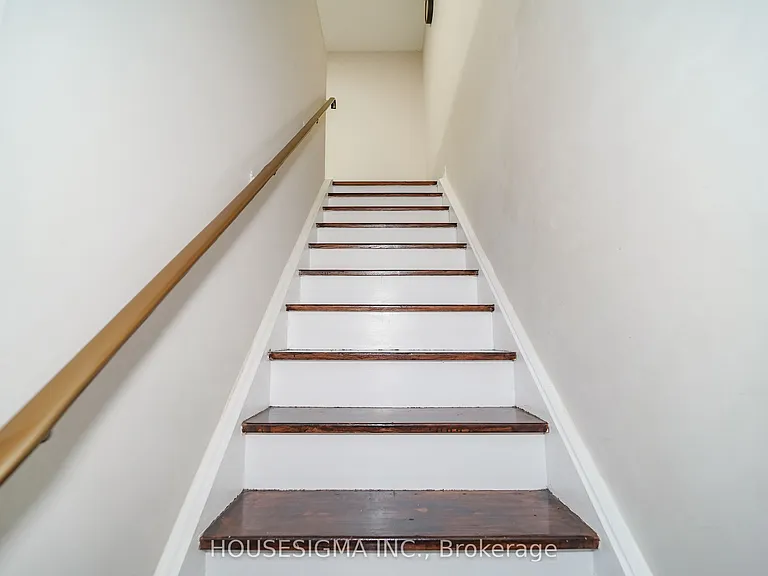506 Normandy St #40 — Photo 17