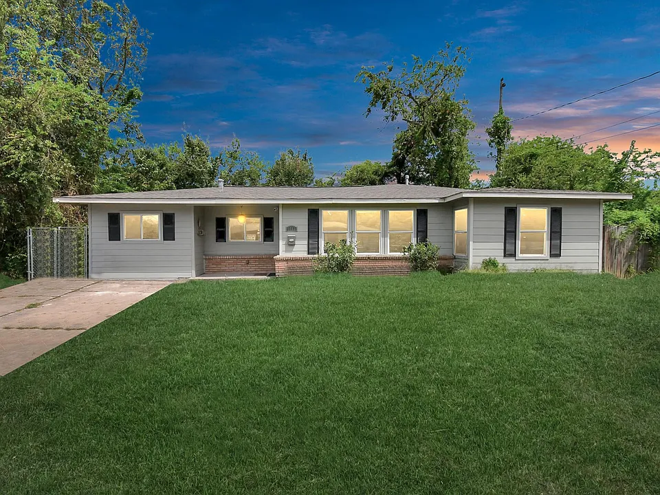 3743 Odin Ct